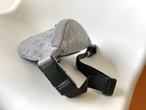 ルイヴィトンバッグ側面デザイン